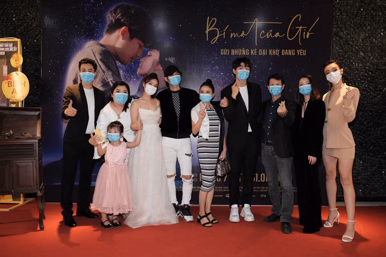 Đón Lễ Tình yêu giữa dịch nCoV, hai miền Nam-Bắc "đóng băng" các chương trình nghệ thuật ảnh 1 Đón Lễ Tình yêu giữa dịch nCoV, hai miền Nam-Bắc "đóng băng" các chương trình nghệ thuật ảnh 1