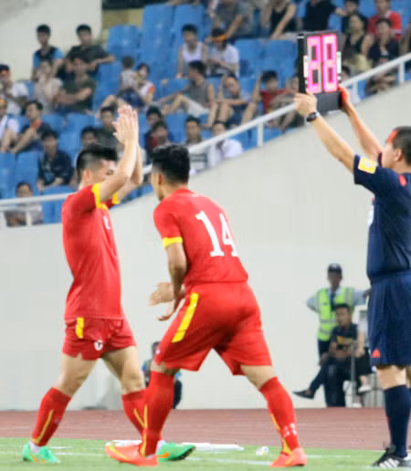 Công Phượng buồn thiu trong ngày “khoác áo hụt” ĐTQG ảnh 9