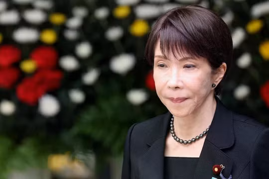 Nữ Thủ tướng Nhật Bản tiết lộ ‘chưa từng gặp ma, song vẫn hét khi thấy gián’