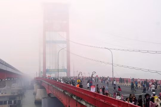 Indonesia bắt giữ 72 người tình nghi gây cháy rừng, khói mù lan sang Malaysia