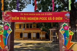 Xã đầu tiên của Hà Nội tổ chức điểm trải nghiệm phòng cháy cho người dân
