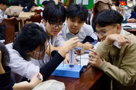 Hai trường chuyên của Hà Nội sẽ phát triển thành trường tiệm cận chuẩn quốc tế