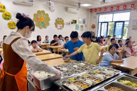 Bài học từ cơ sở: Đổi mới tư duy quản lý và quy trình kiểm tra "3 bước" với bữa ăn bán trú