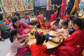 Học sinh Hà Nội nghỉ Tết Bính Ngọ 5 ngày