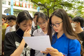 Cả nước ‘mưa’ điểm 10 Toán nhưng tổng 12 môn thi giảm 3.000 điểm 10 so với 2025
