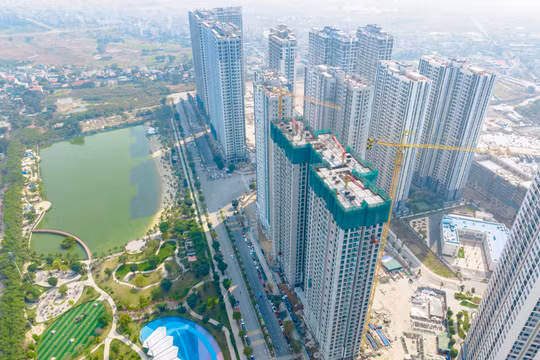 Lãi suất mua nhà lên “đỉnh” hơn 3 năm, giao dịch bất động sản sụt giảm mạnh